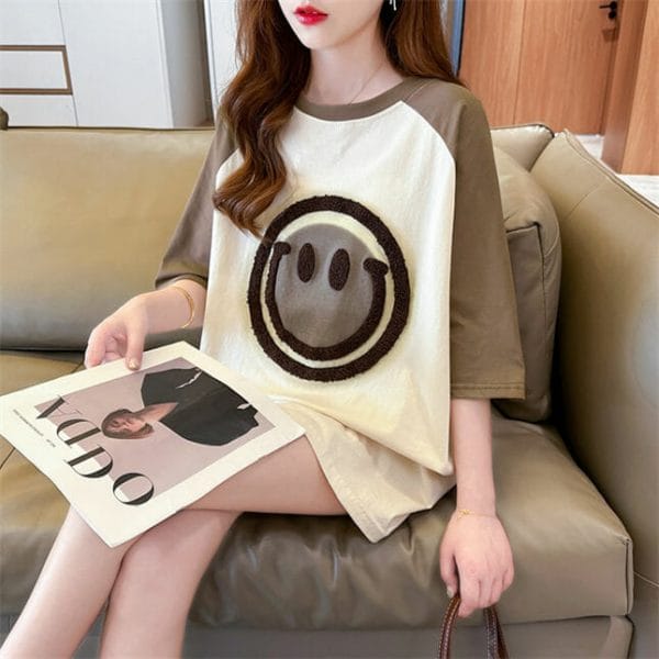 3 Colors Block Smile Embroidery Loosen T-shirt 3