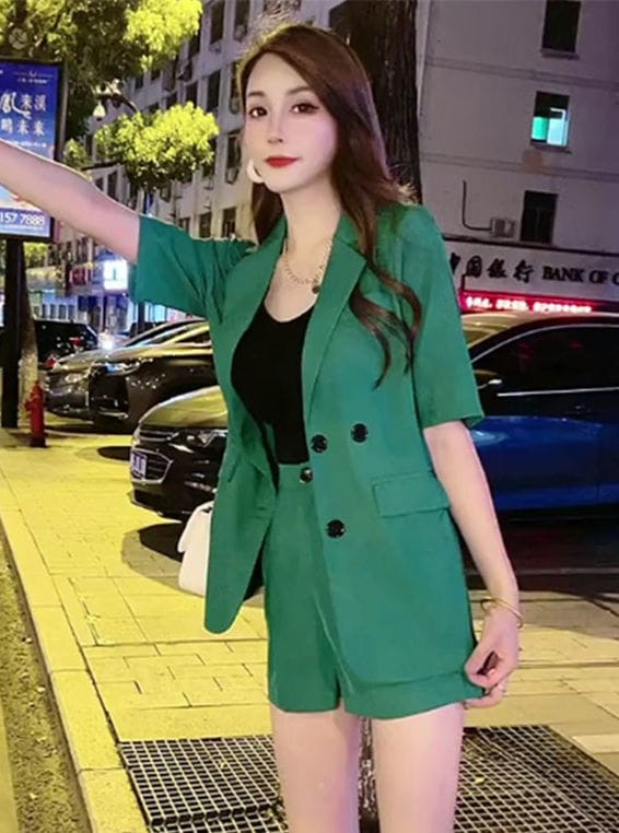3 Colors Tailored Collar Slim Jacket with Short Pants 2