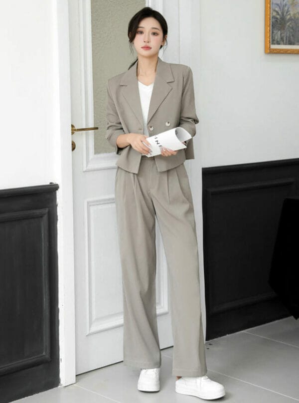 Autumn New 2 Colors Tailored Collar Jacket with Wide-leg Pants 4