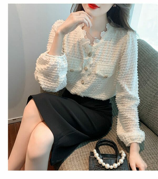 Autumn New Arrive Buttons V-neck Lace Puff Sleeve Blouse 4