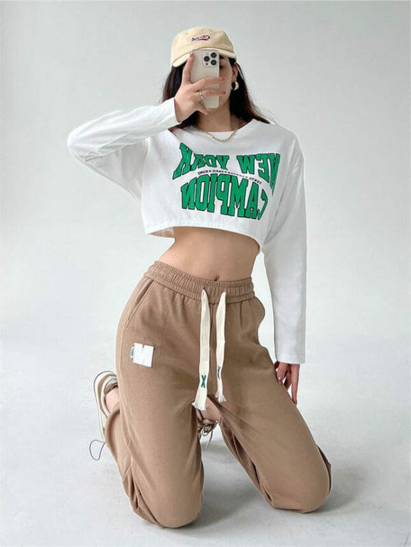Autumn New Letters Short Tops with Tie Waist Long Pants 2
