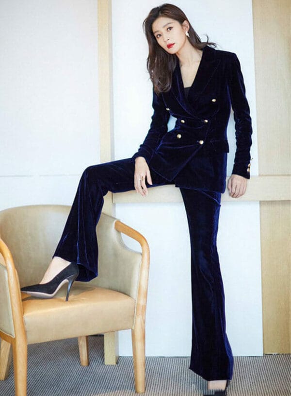 Brand Fashion Double-breasted Slim Velvet Long Suits 2