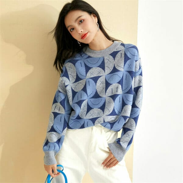 Casual Fashion Color Block Smile Loosen Knitting T-shirts 4