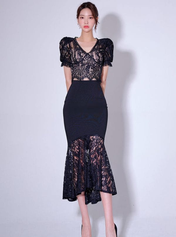 Charming Grace 2 Colors Lace Blouse with Fishtail Long Skirt 4