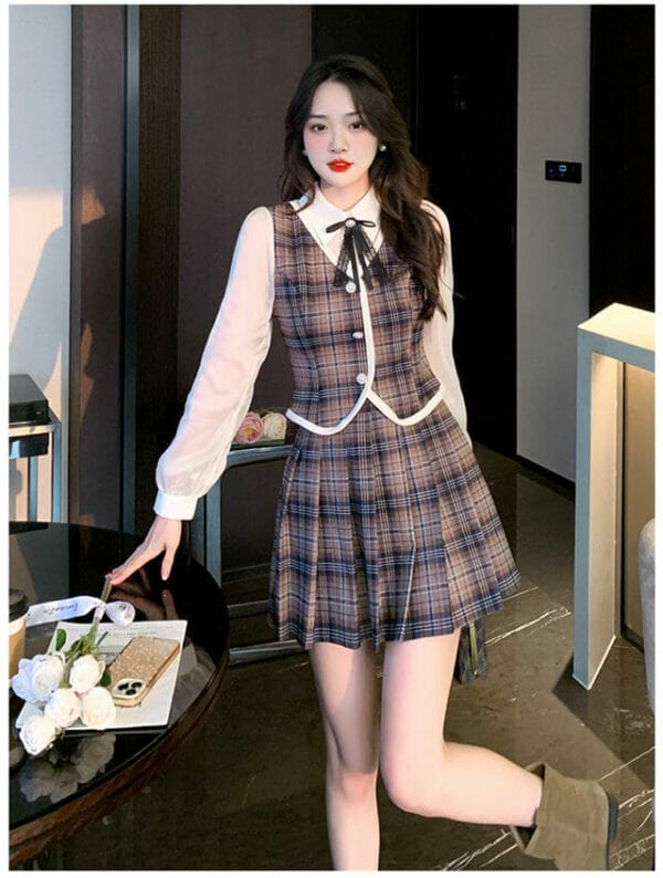 Classic Fashion Buttons Plaids Pleated Two Pieces Dress 3