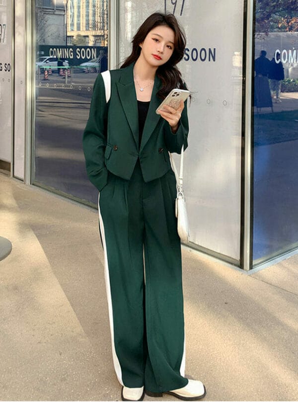 Fashion 3 Colors Tailored Collar Short Coat with Wide-leg Long Pants 2