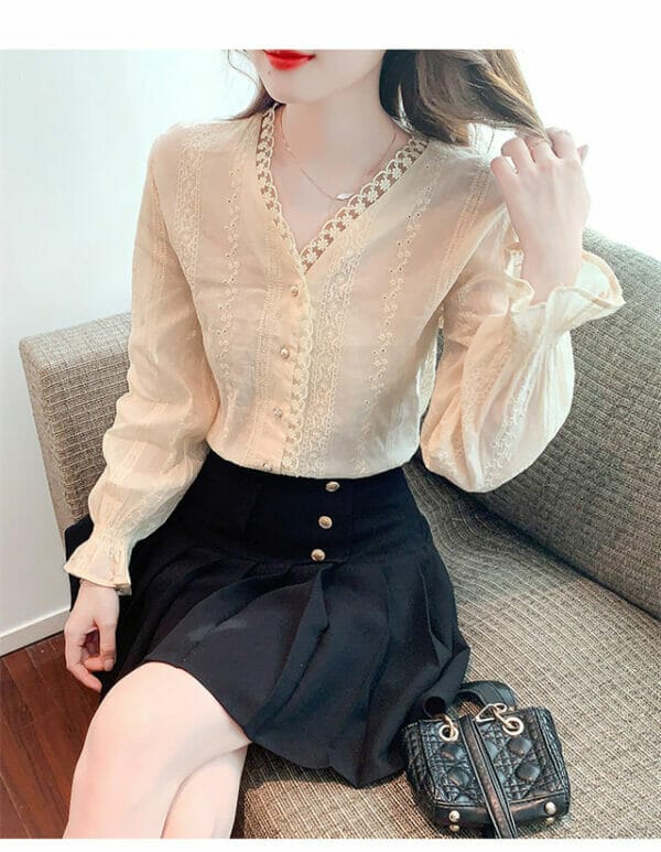 Fashion Autumn Lace Flowers V-neck Long Sleeve Blouse 2