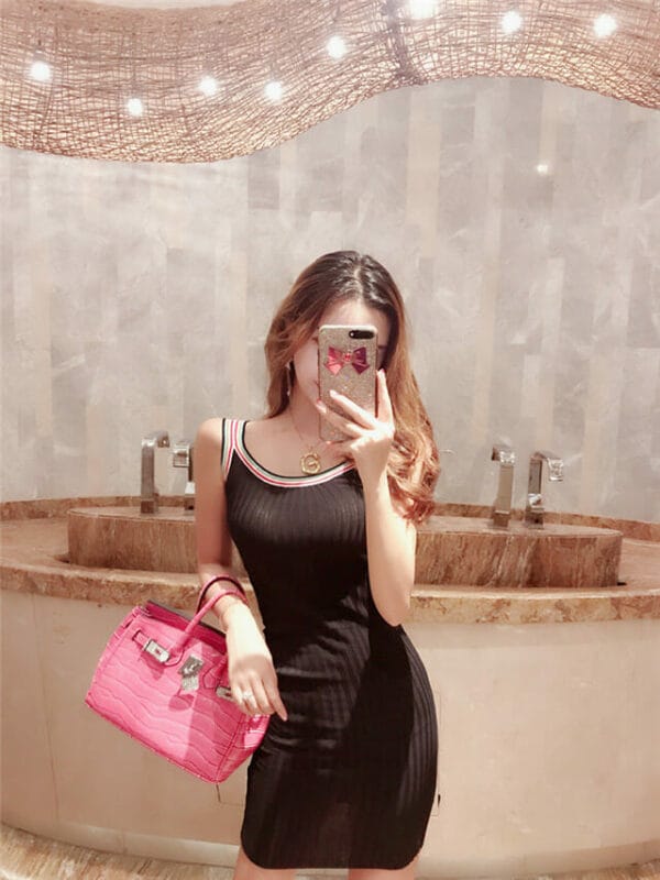 Fashion Lady 2 Colors Stripes Round Neck Knit Straps Dress 5