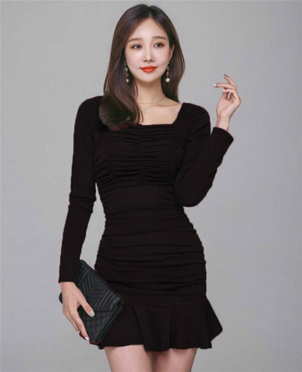 Fashion Sexy 2 Colors Pleated Square Collar Fishtail Dress 5