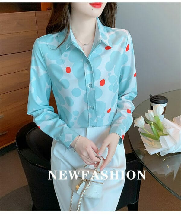 Fashion Turn-down Collar Flowers Loosen Blouse 3