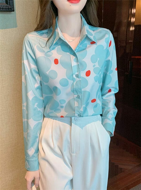 Fashion Turn-down Collar Flowers Loosen Blouse 1