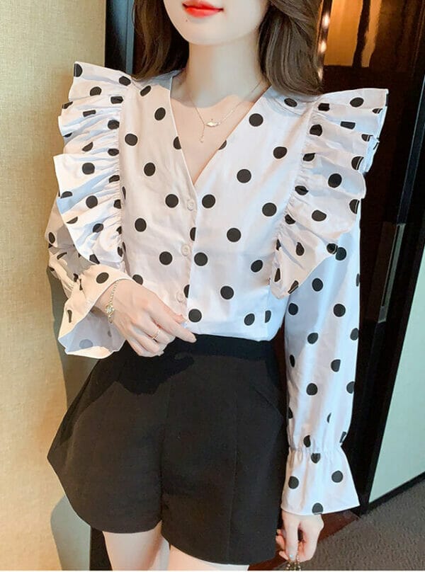 Fashion V-neck Flouncing Shoulder Dots Long Sleeve Blouse 1