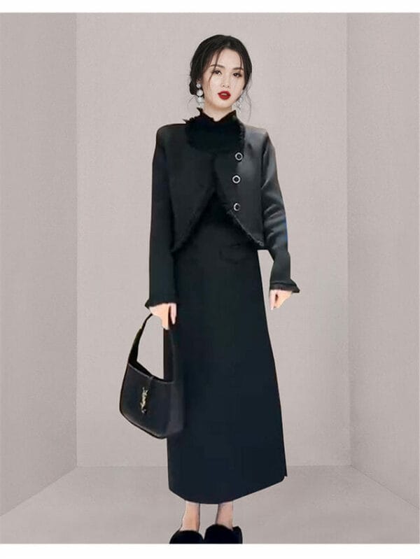 Fashion Women 2 Colors Tassels Woolen Coat with Long Skirt 3