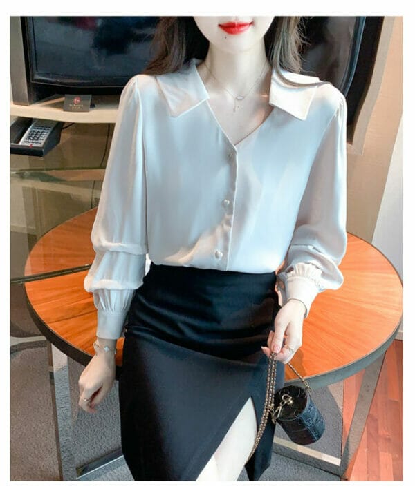 Fashion Women Buttons V-neck Puff Sleeve Loosen Blouse 3