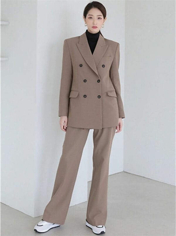 Fashion Women Tailored Collar Double-breasted Long Suits 2