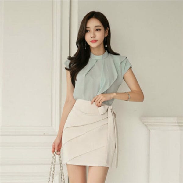 Flouncing Chiffon Blouse with Bowknot Waist Pleated Skirt 2