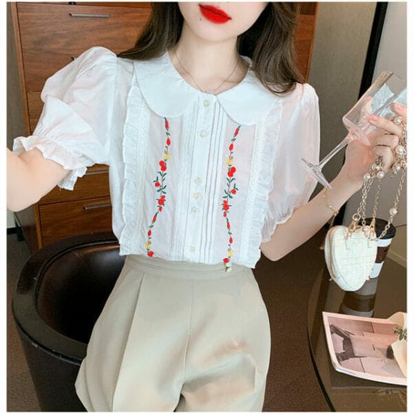 Fresh Girlish Doll Collar Flowers Embroidery Puff Sleeve Blouse 5