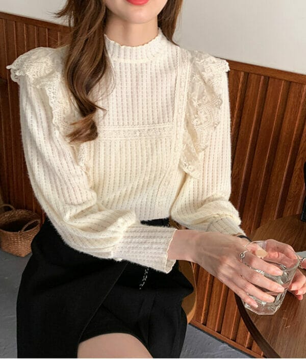 Grace Autumn Lace Flouncing Puff Sleeve Knitting Blouse 3