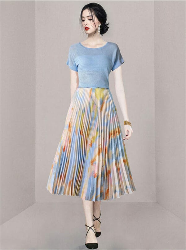 Grace Lady 2 Colors Knit Tops with Flowers Pleated Long Skirt 2