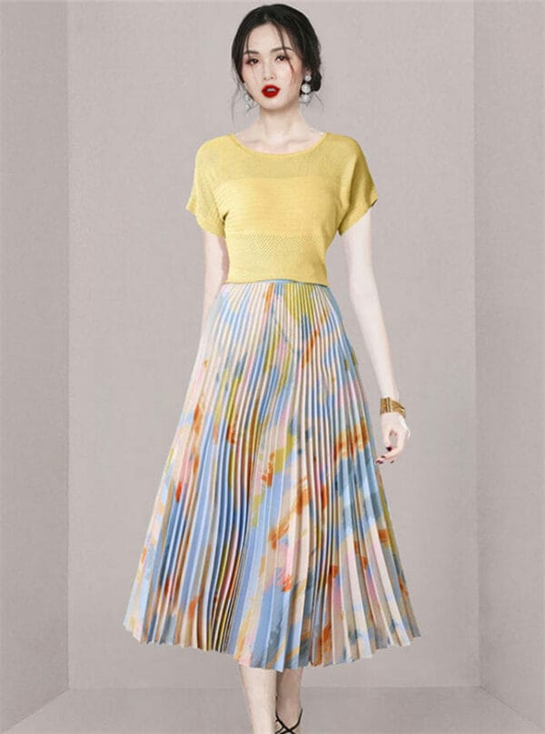 Grace Lady 2 Colors Knit Tops with Flowers Pleated Long Skirt 1