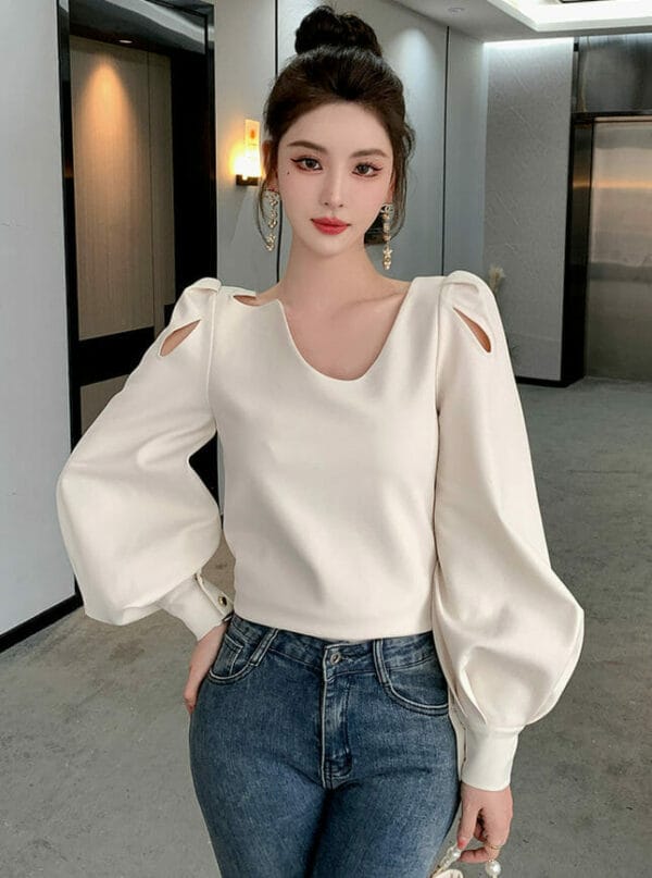 Grace Women Round Neck Hollow Out Puff Sleeve Blouse 1