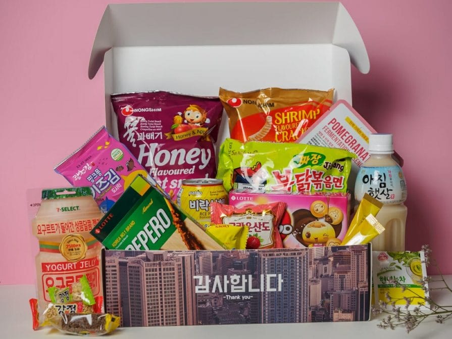 Korean Snack Boxes - 15 Must-Try Mystery Boxes! 9
