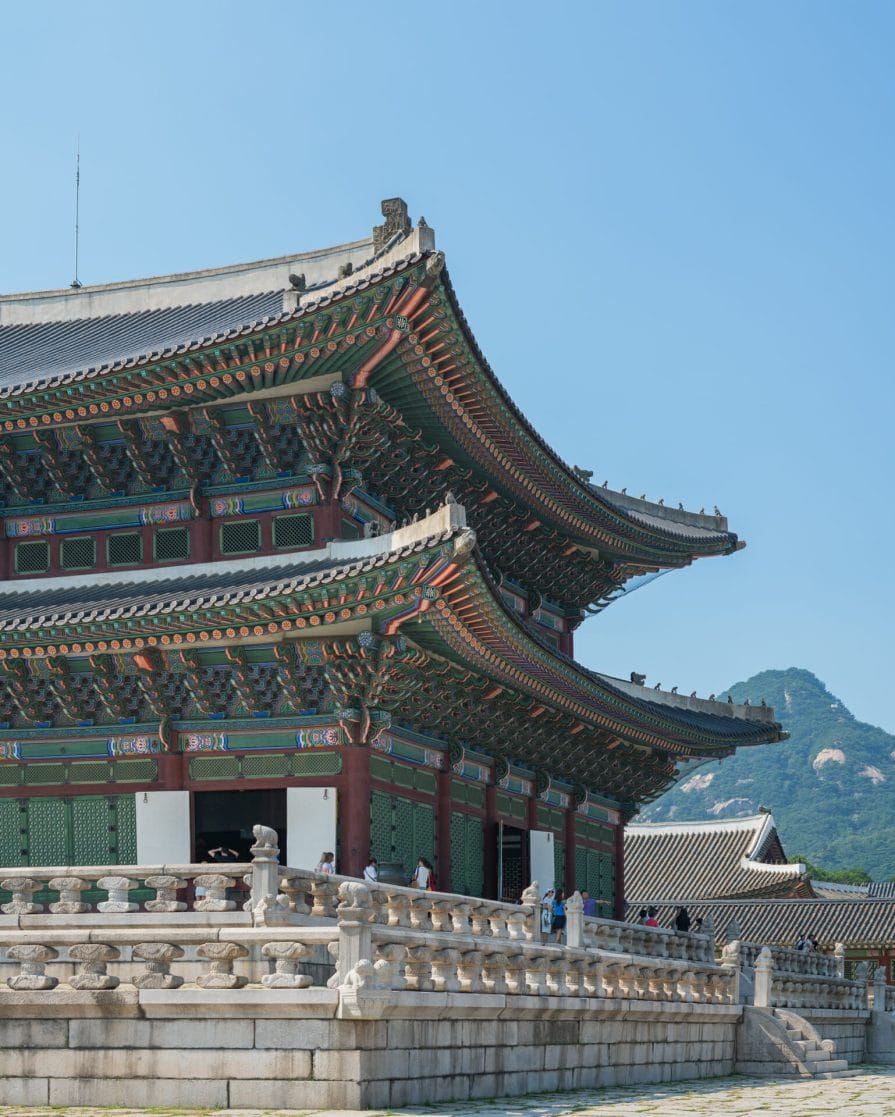 Why You Shouldn't Visit Gyeongbokgung Palace 1