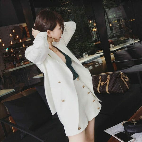 Hot Selling 3 Colors Tailored Collar Double-breasted Short Suits 2