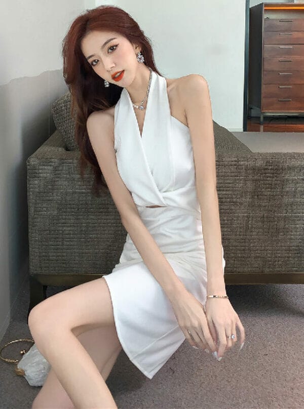 Korea 2 Colors Halter Backless Pleated Slim Dress 5