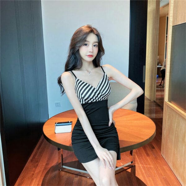 Korea 2 Colors Stripes V-neck Straps Slim Dress 5