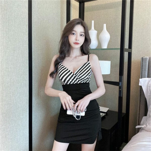 Korea 2 Colors Stripes V-neck Straps Slim Dress 4