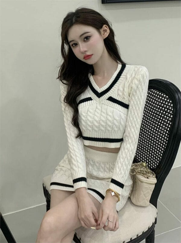 Korea 2 Colors V-neck Woven Slim Knitting Dress Set 6