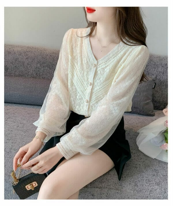 Korea Buttons V-neck Lace Flowers Puff Sleeve Blouse 4