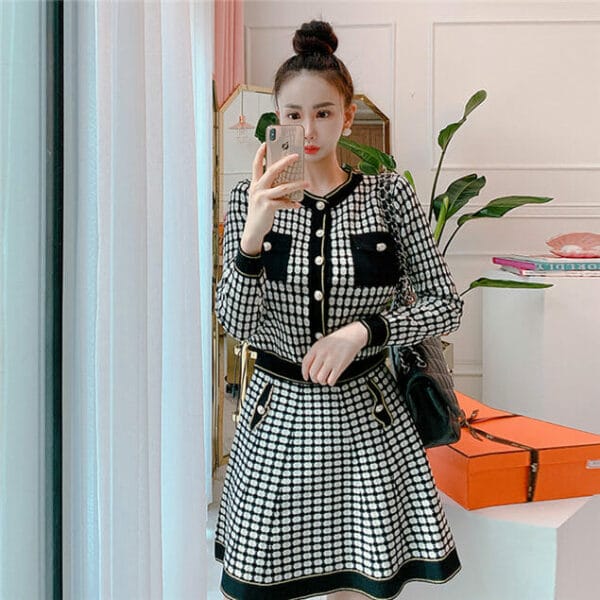 Korea Classic Buttons Open Plaids Knitting Dress Set 4