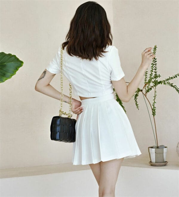 Korea Fashion Single-breasted Short Tops with Pleated Skirt 5
