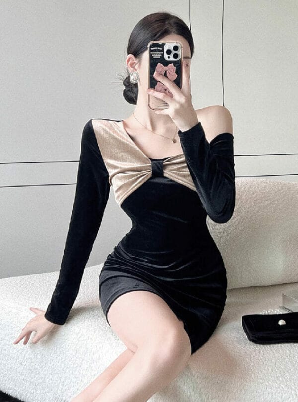 Korea Off Shoulder Velvet Slim Long Sleeve Dress 3