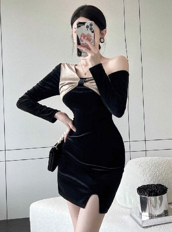 Korea Off Shoulder Velvet Slim Long Sleeve Dress 2