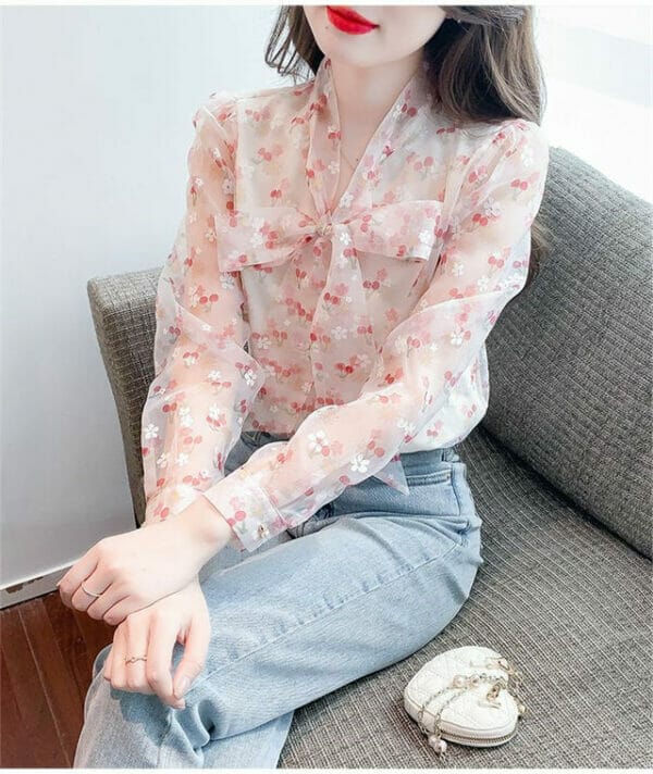 Korea Pretty Gauze Tie Collar Flowers Puff Sleeve Blouse 4