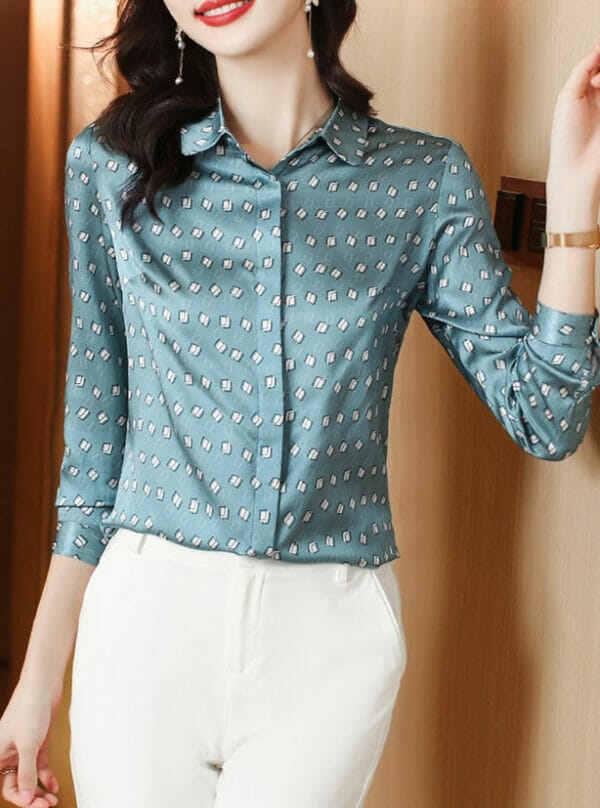 Korea Shirt Collar Plaids Silk Long Sleeve Blouse 1