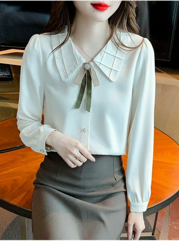 Korea Spring Plaids Doll Collar Bowknot Long Sleeve Blouse 1