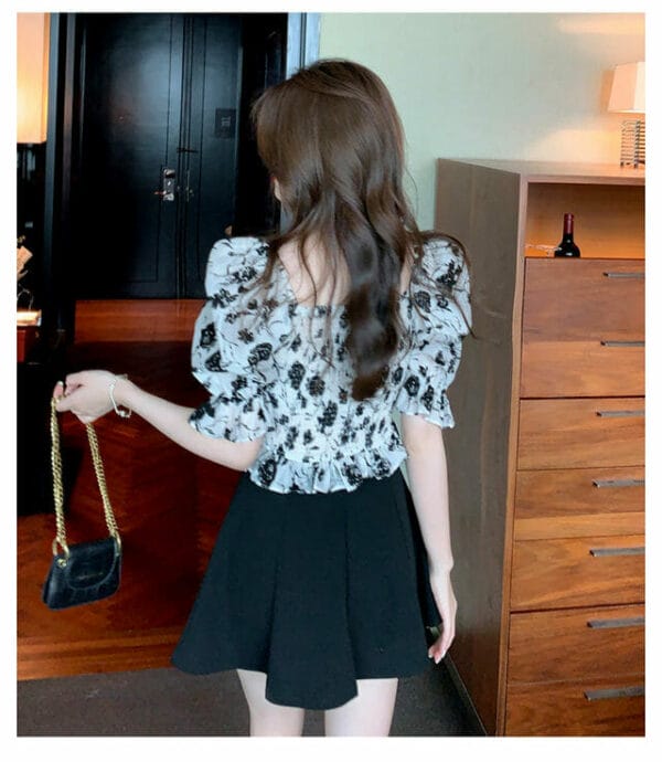 Korea Square Collar Flowers Flouncing Short Blouse 5