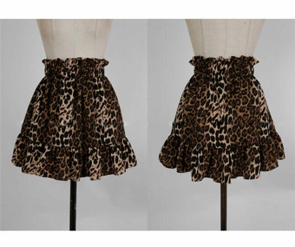 Korea Stylish V-neck Knitting Blouse with Leopard Skirt 6