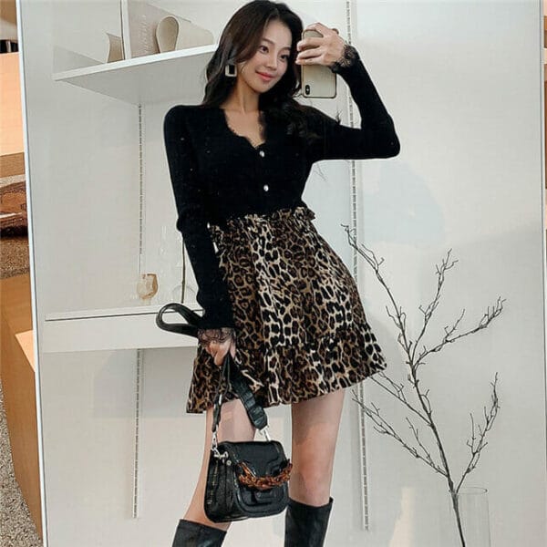 Korea Stylish V-neck Knitting Blouse with Leopard Skirt 3