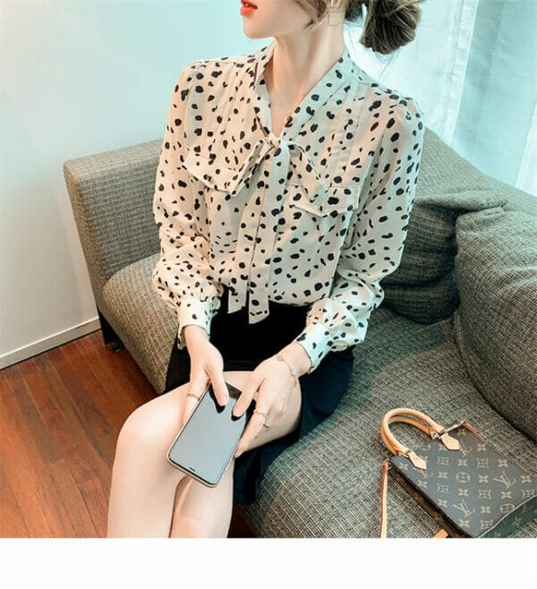 Korea Tie Bowknot Collar Spots Chiffon Blouse 5