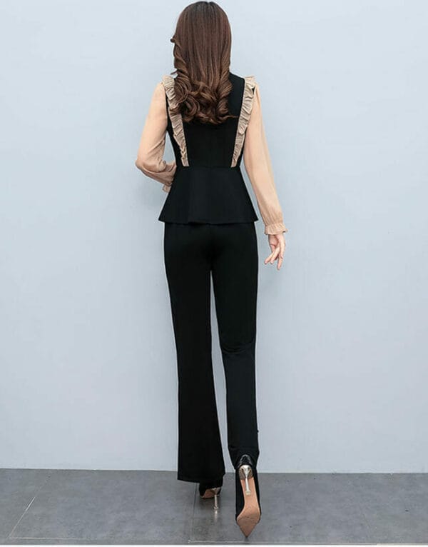 Korea Flouncing V-neck Flare Sleeve Slim Long Suits 4