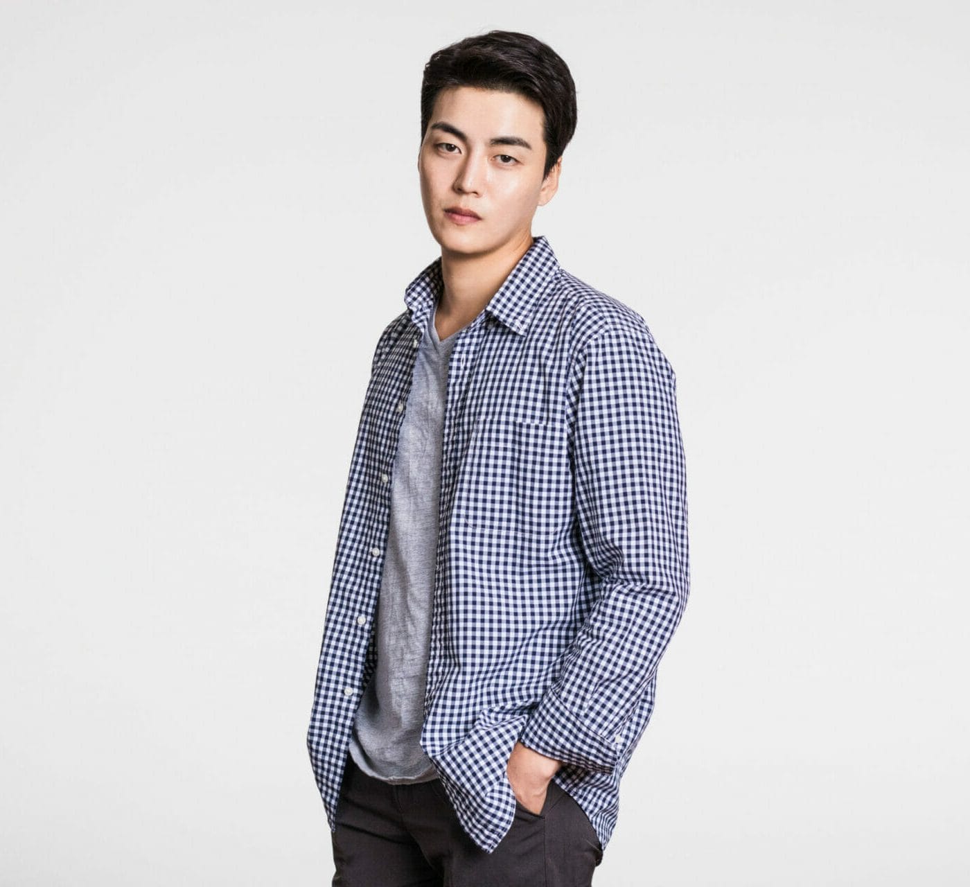 LV Emblem T shirt  Trendy shirt designs, Korean fashion men