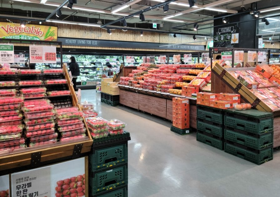 Grocery Shopping in Korea - The Best Supermarkets in Korea 6