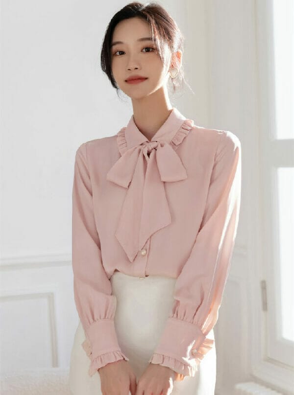 Lovely Bowknot Collar Puff Sleeve Blouse 1