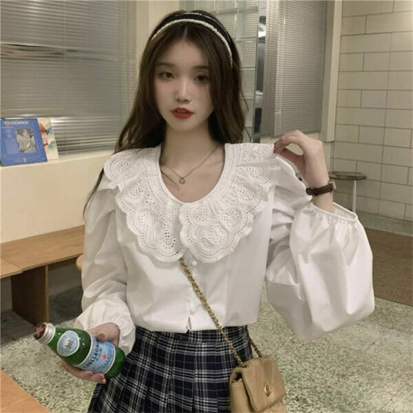 Lovely Girl 2 Colors Doll Collar Puff Sleeve Loosen Blouse 5