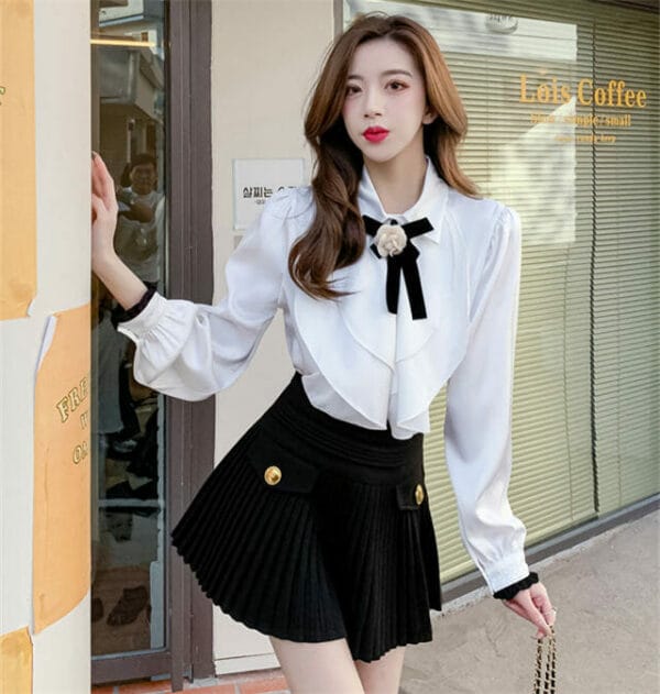 Lovely Korea Bowknot Flouncing Blouse with Pleated A-line Skirt 3